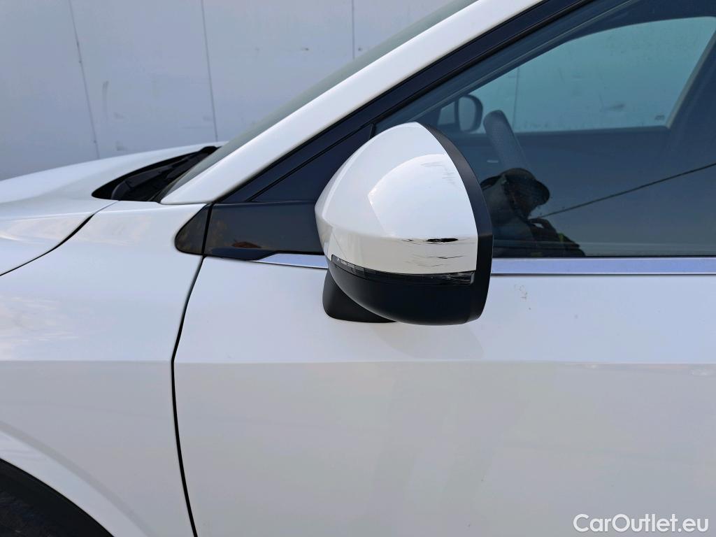  Nissan  Qashqai NISSAN  / 2021 / 5P / todoterreno DIG-T 103kW (140CV) mHEV 4x2 Acenta #34