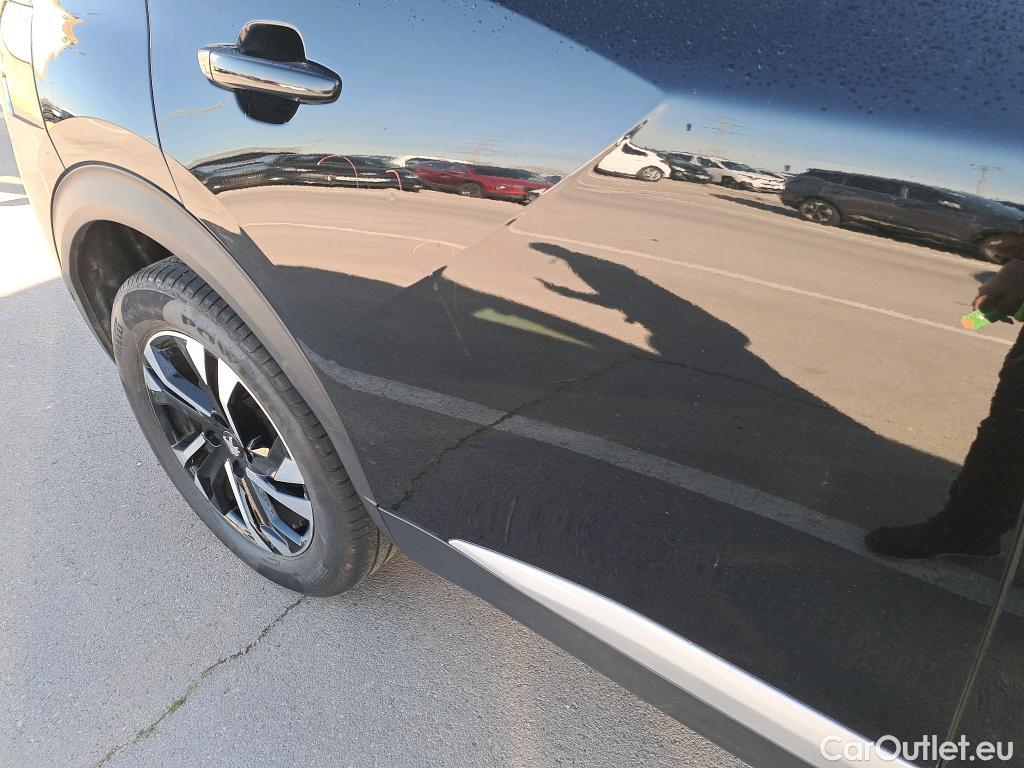  Peugeot  2008 PEUGEOT  / 2019 / 5P / todoterreno Allure BlueHDI 81kW (110CV) #18