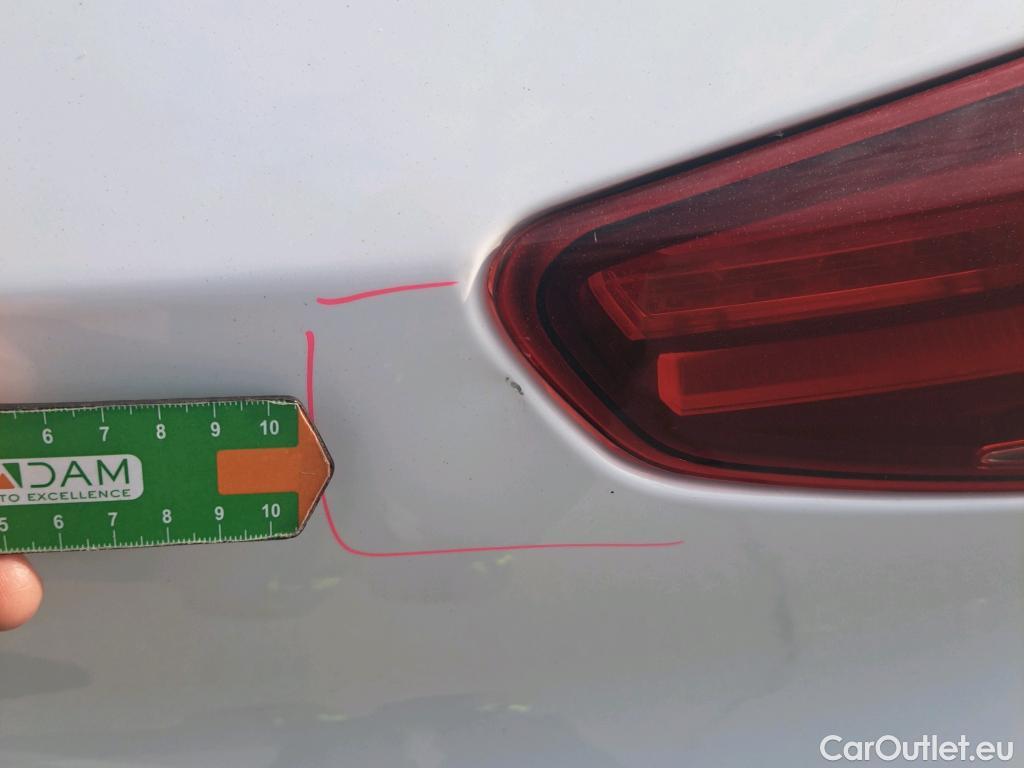  Hyundai  Tucson HYUNDAI  / 2018 / 5P / todoterreno 1.6 CRDI 85kW (116CV) 48V SLE 4X2(SP)(SL) #2