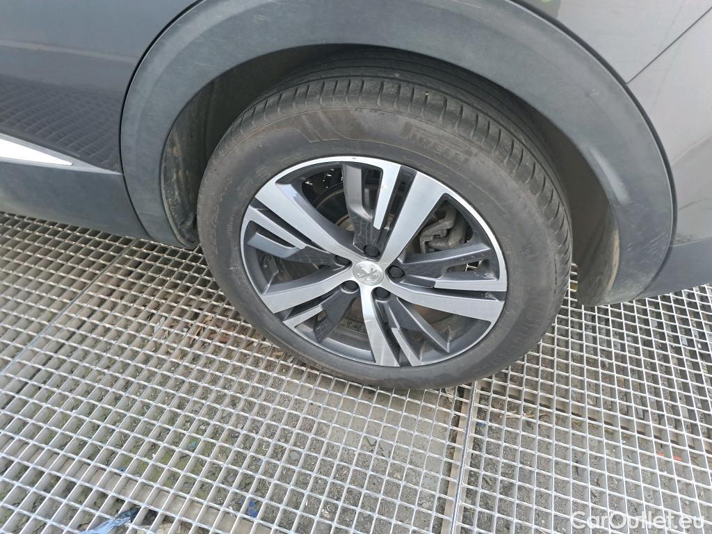  Peugeot  3008 PEUGEOT  Hybrid / 2020 / 5P / todoterreno 225 e-EAT8 Allure (AC2) #3