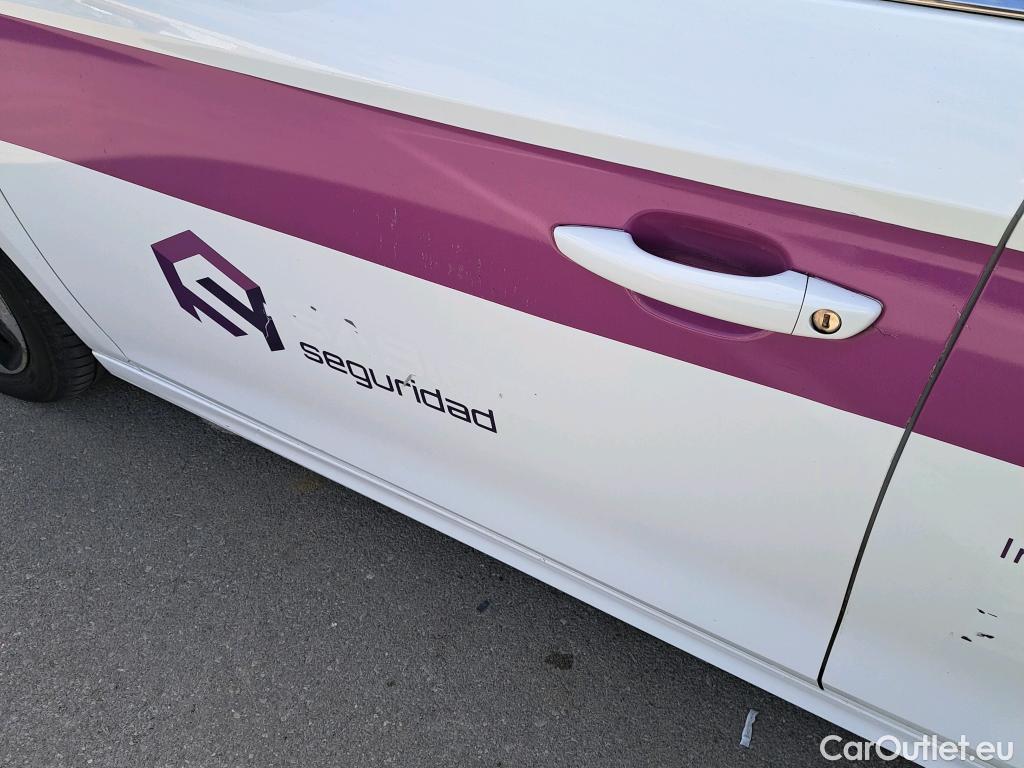  Opel  Corsa OPEL -e / 2019 / 5P / berlina con portón 50kWh Elegance-e #9