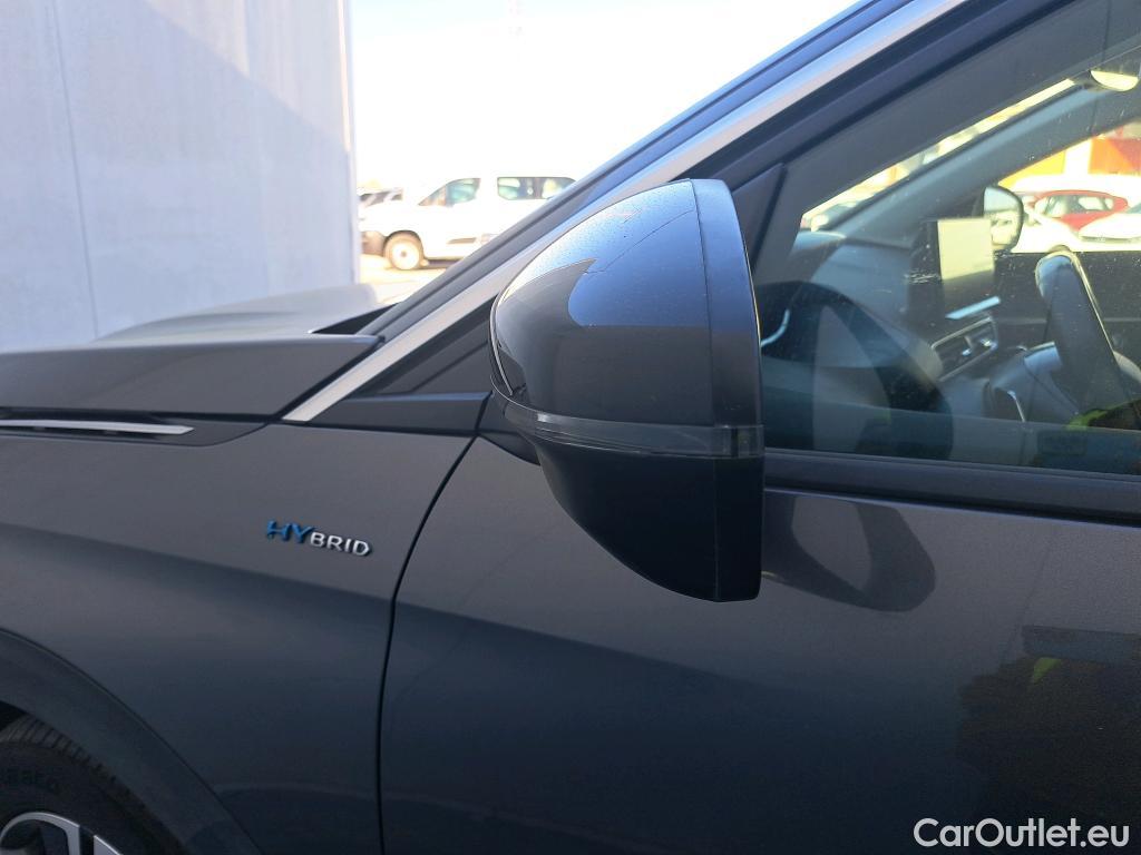  Peugeot  3008 PEUGEOT  Hybrid / 2020 / 5P / todoterreno 225 e-EAT8 Allure (AC2) #40