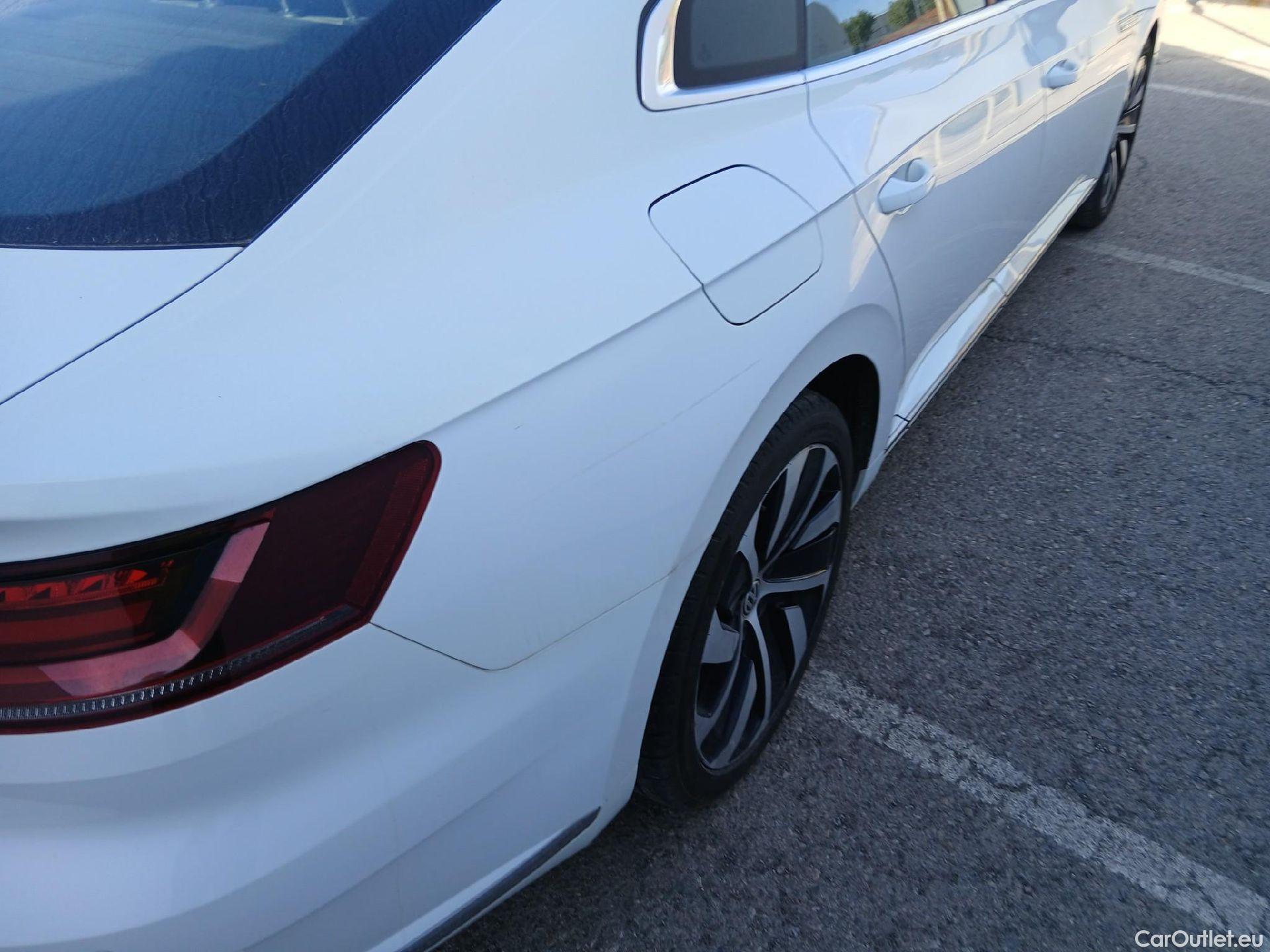 Volkswagen  Arteon VOLKSWAGEN  / 2017 / 5P / berlina con portón R-Line 2.0 TDI 110kW (150CV) DSG #35