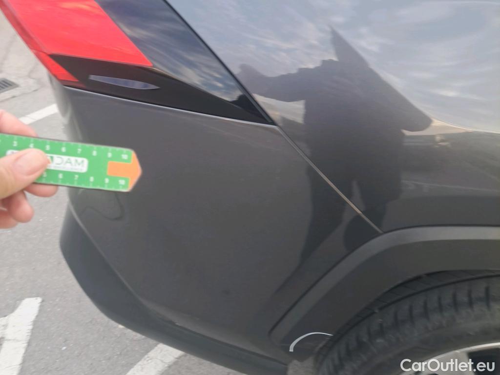  Toyota  RAV4 TOYOTA  / 2018 / 5P / todoterreno 2.5l 220H Luxury #26