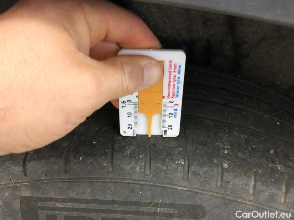  Bmw  X2 BMW  / 2017 / 5P / todoterreno sDrive18i (AC3) #8