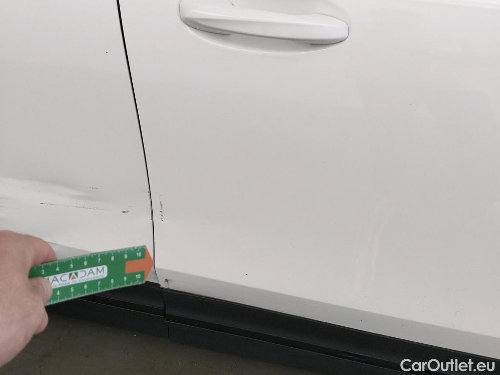  Mercedes  GLB MERCEDES-BENZ  / 2019 / 5P / todoterreno 2.0  200 D DCT 110KW (150CV) #14