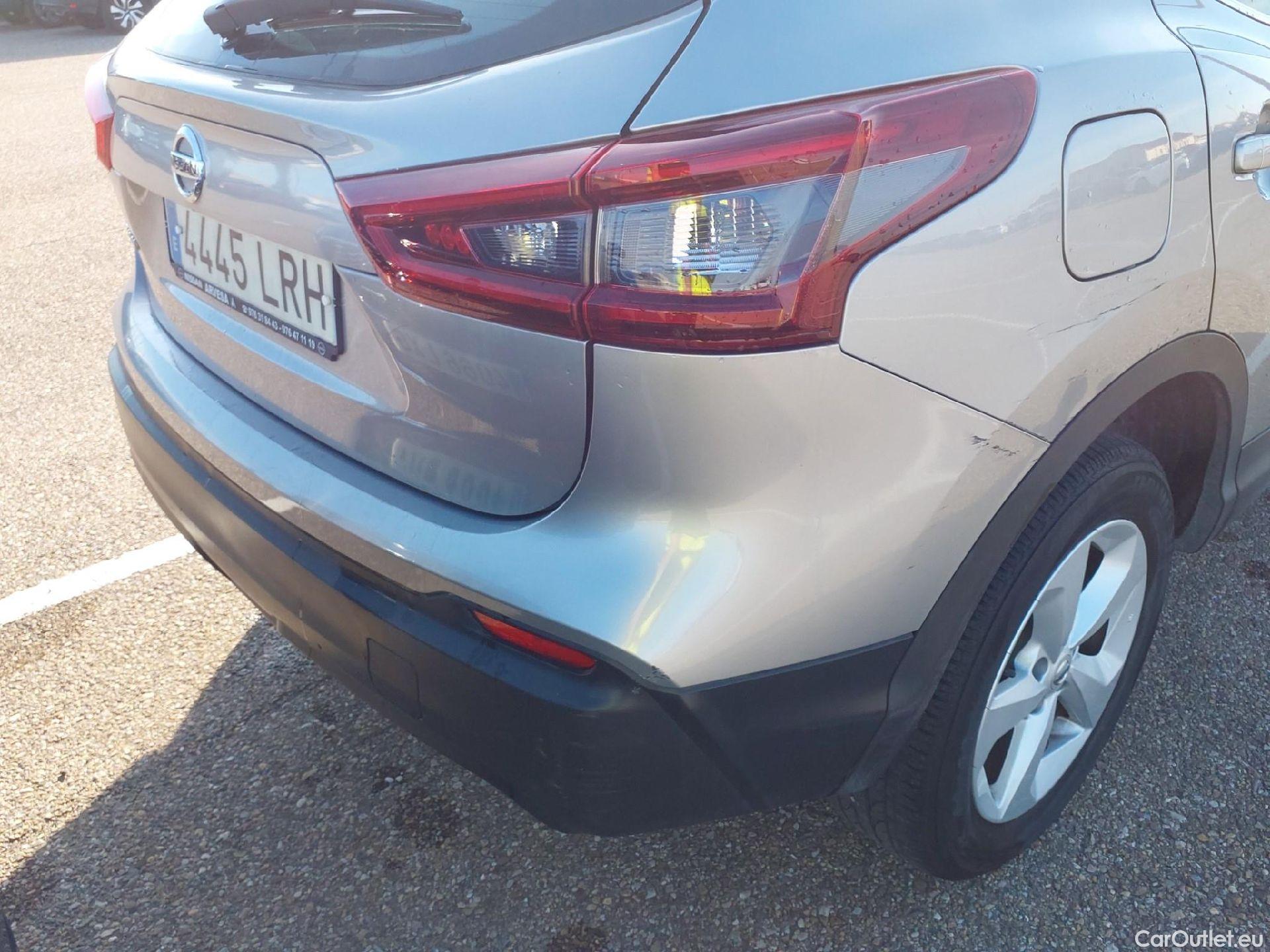  Nissan  Qashqai NISSAN  / 2017 / 5P / todoterreno DIG-T 103 kW (140 CV) E6D ACENTA #17