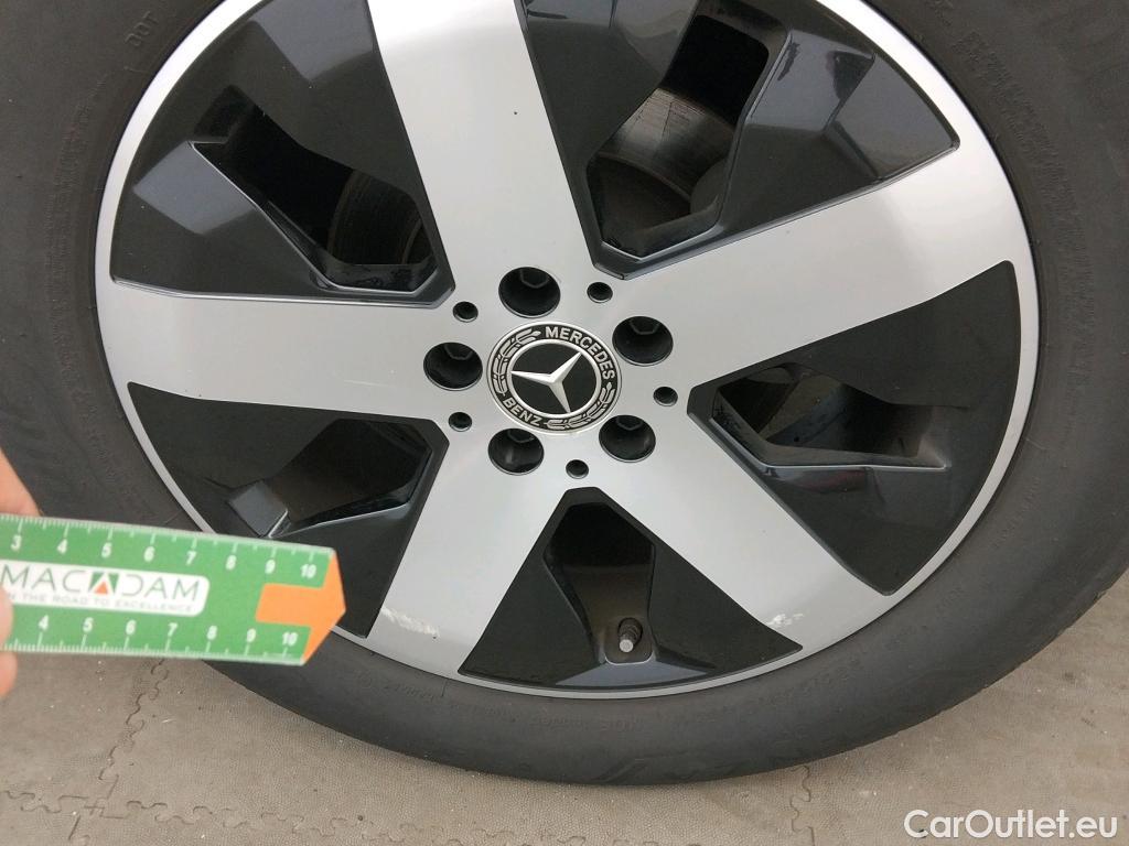  Mercedes  GLB MERCEDES-BENZ  / 2019 / 5P / todoterreno 2.0  200 D DCT 110KW (150CV) #16