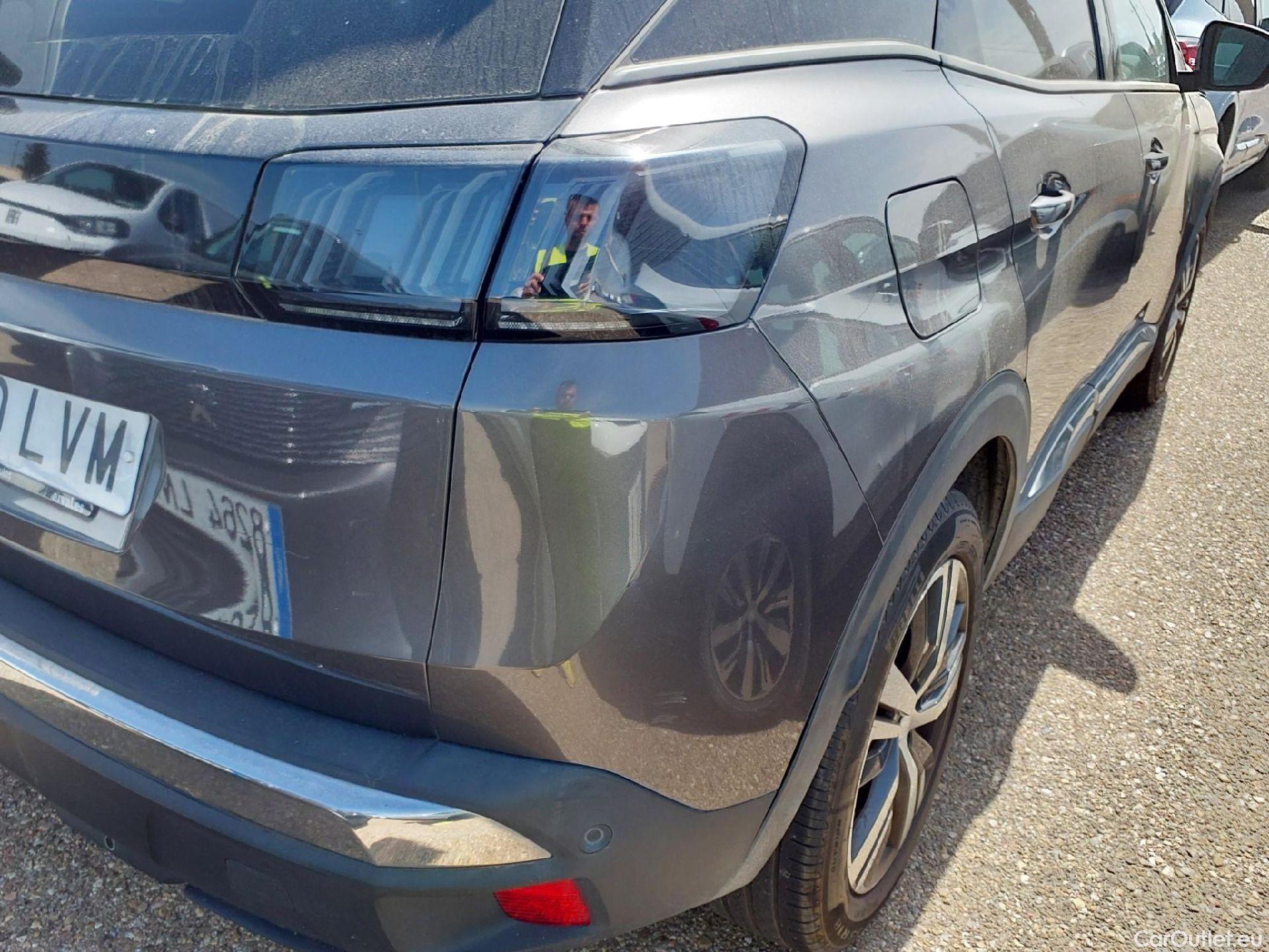  Peugeot  3008 PEUGEOT  / 2020 / 5P / todoterreno 1.5 BlueHDi 96kW (130CV) S&S Allure EAT8 #17