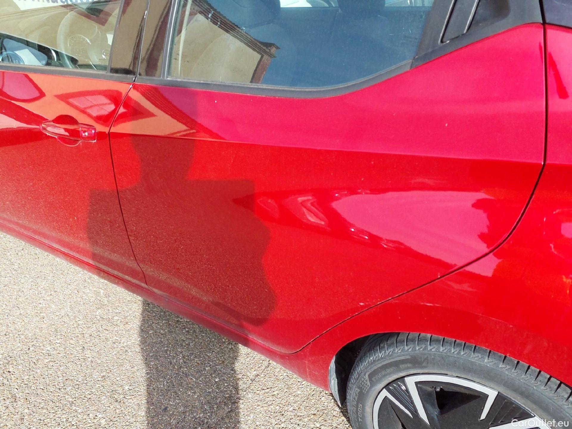  Nissan  Micra NISSAN  / 2017 / 5P / berlina con portón IG-T 68 kW (92 CV) E6D-F Acenta #5