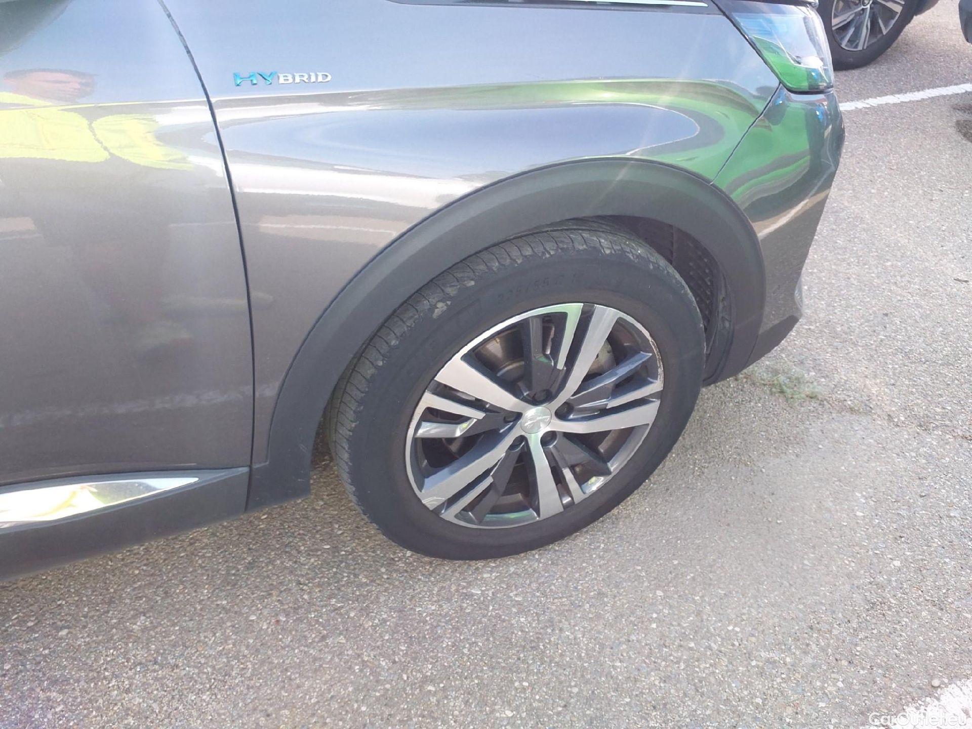  Peugeot  3008 PEUGEOT  Hybrid / 2020 / 5P / todoterreno 225 e-EAT8 Allure #20