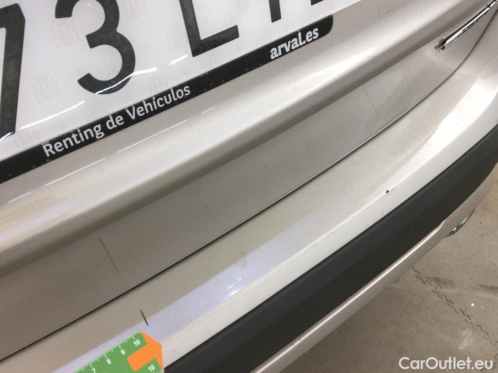 Bmw  X1 BMW  / 2019 / 5P / todoterreno sDrive18d #26