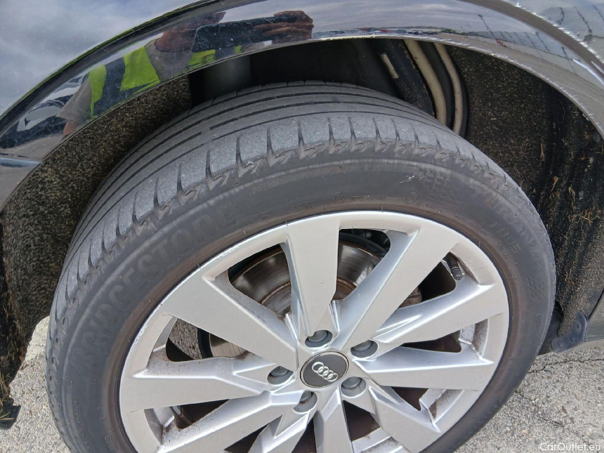 Audi  A3 AUDI  / 2016 / 4P / sedán Sedan Design 35 TFSI 110kW S tronic #23
