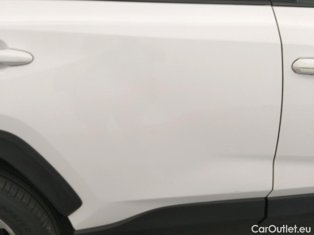  Toyota  RAV4 TOYOTA  / 2018 / 5P / todoterreno 2.5l 220H Advance #7