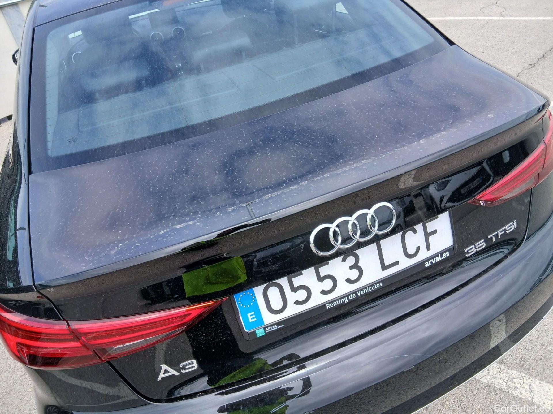  Audi  A3 AUDI  / 2016 / 4P / sedán Sedan Design 35 TFSI 110kW S tronic #19