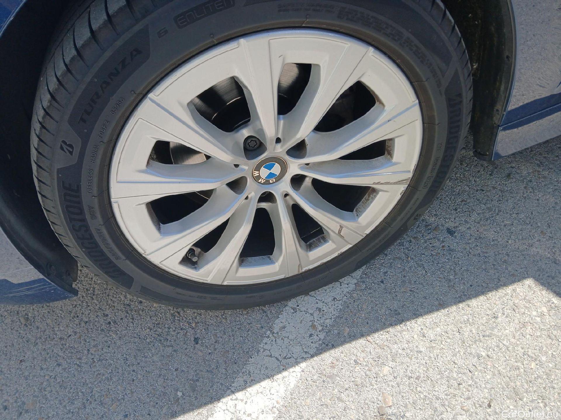  Bmw  Serie 3 BMW  / 2019 / 5P / familiar 318d Auto.Touring #10