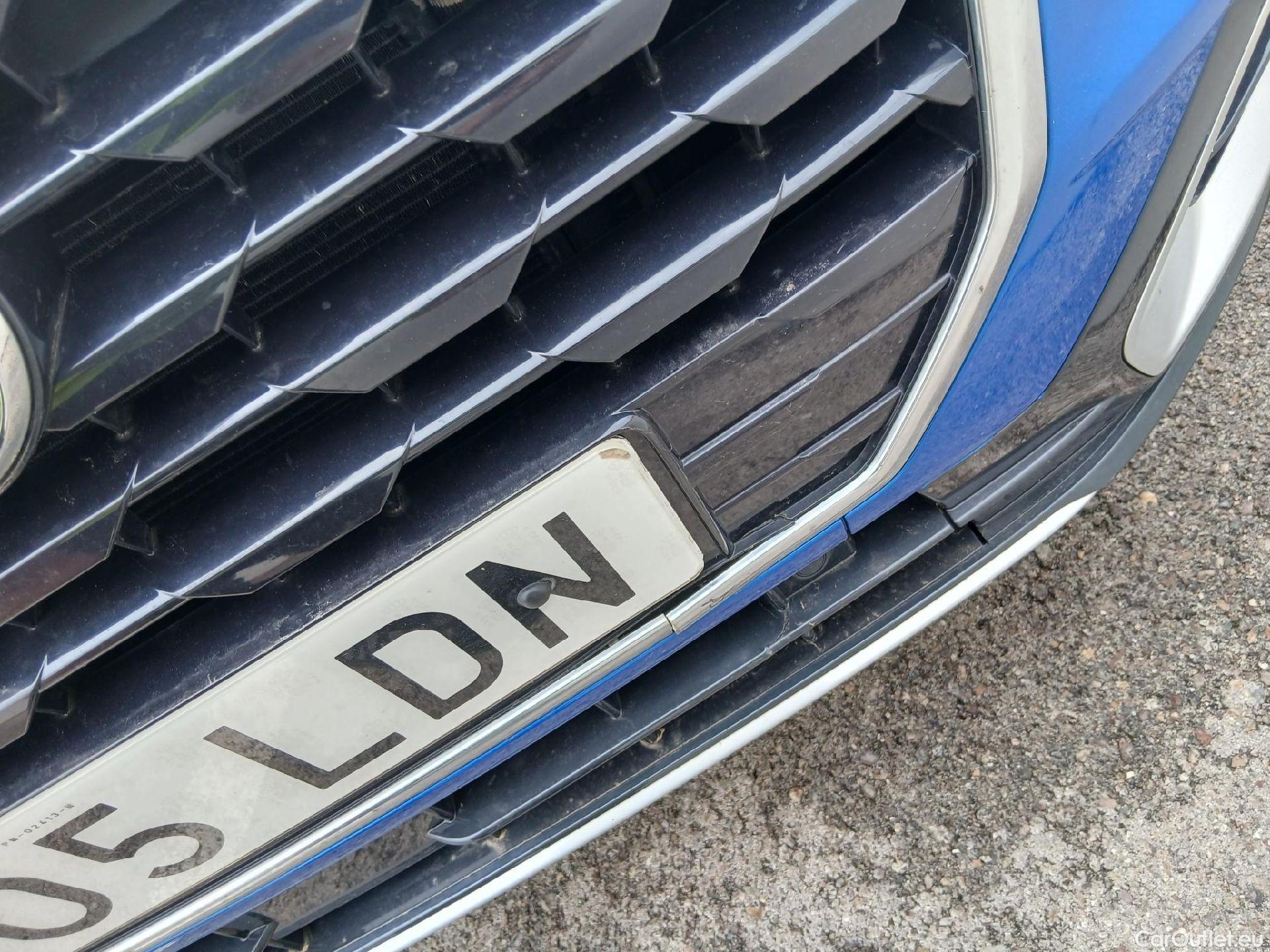  Audi  Q2 AUDI  / 2016 / 5P / todoterreno Design 30 TDI 85kW (116CV) S tronic #5