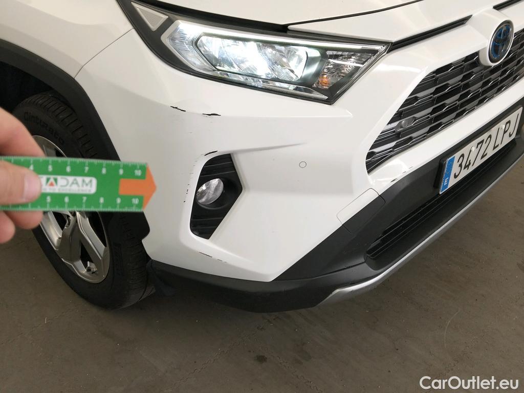  Toyota  RAV4 TOYOTA  / 2018 / 5P / todoterreno 2.5l 220H Advance #16