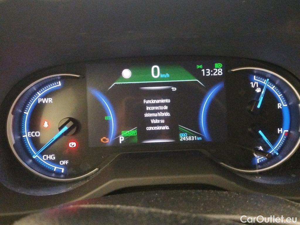  Toyota  RAV4 TOYOTA  / 2018 / 5P / todoterreno 2.5l 220H Advance 4WD #23