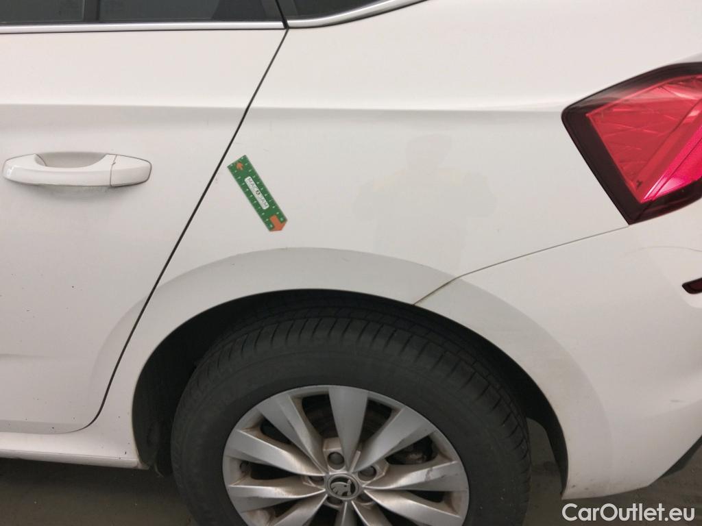  Skoda  KAMIQ SKODA  1.0 TSI 81kW (110CV) DSG Ambition (CX) #15