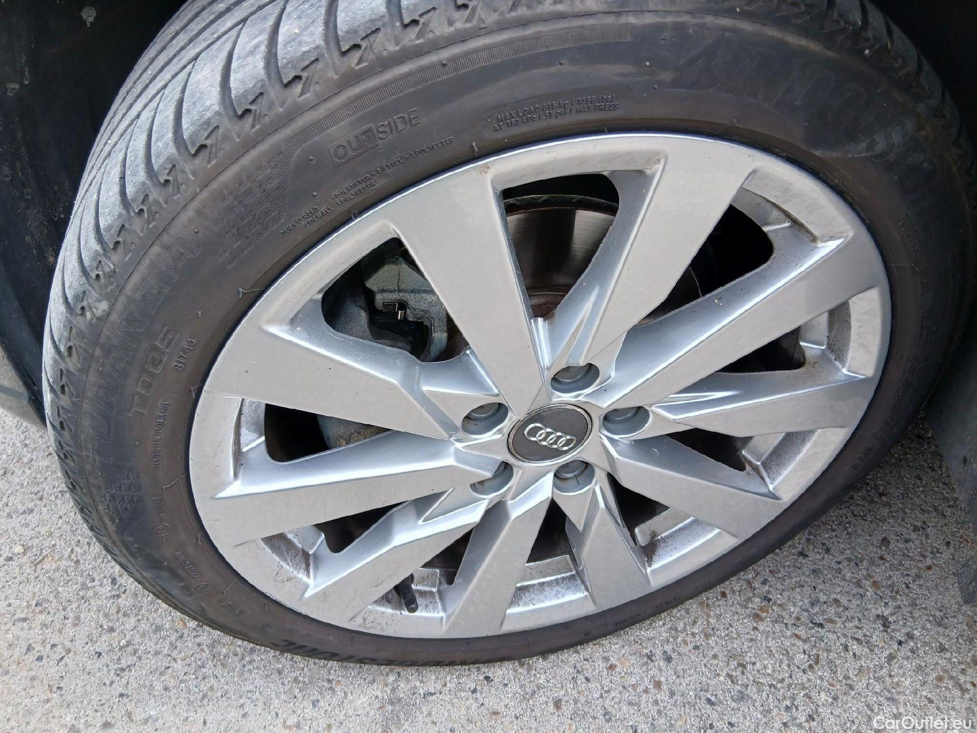  Audi  A3 AUDI  / 2016 / 4P / sedán Sedan Design 35 TFSI 110kW S tronic #7