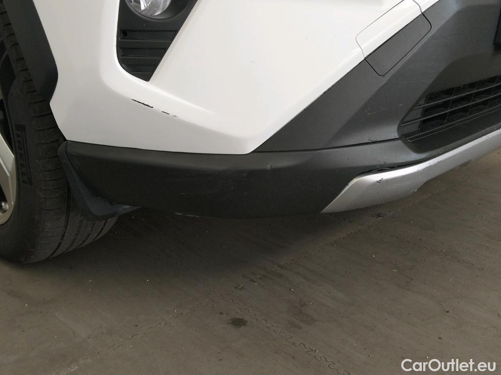  Toyota  RAV4 TOYOTA  / 2018 / 5P / todoterreno 2.5l 220H Advance #23