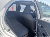  Toyota  Yaris TOYOTA  / 2017 / 5P / berlina con portón 1.5 100H Active #7