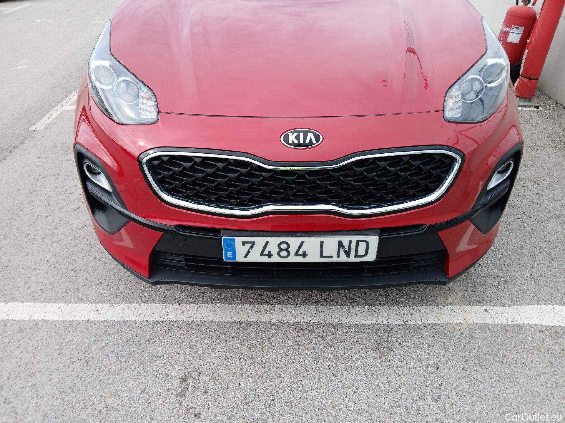  KIA  Sportage KIA  / 2018 / 5P / todoterreno 1.6 MHEV Business DCT 100kW (136CV) 4X2 #1