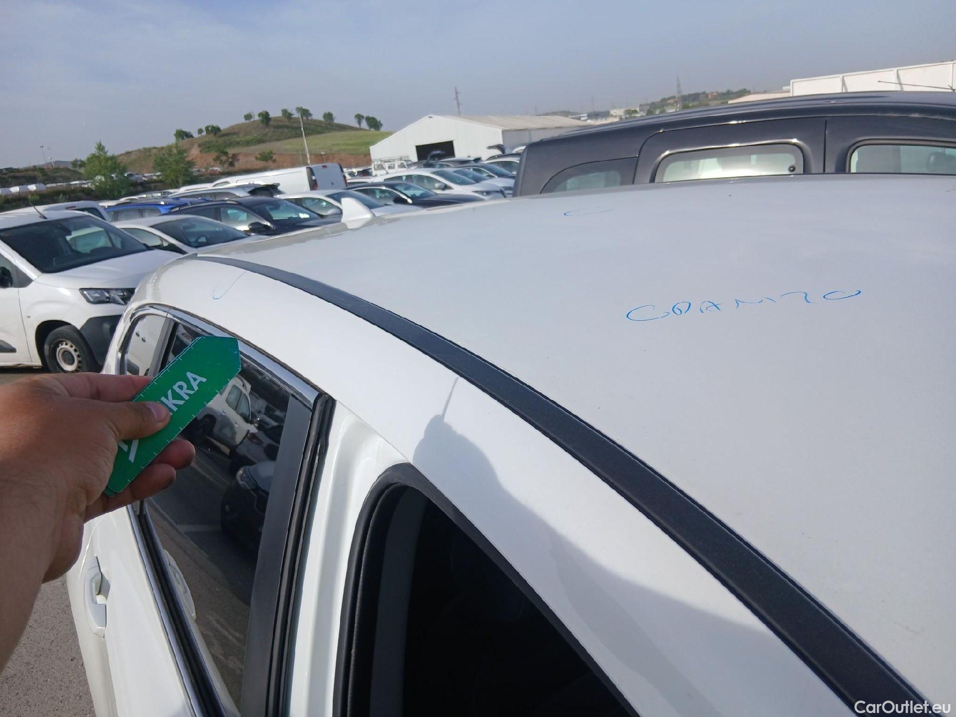  Honda  CR-V HONDA  / 2018 / 5P / todoterreno 2.0 i-MMD 4x2 ELEGANCE NAVI #36