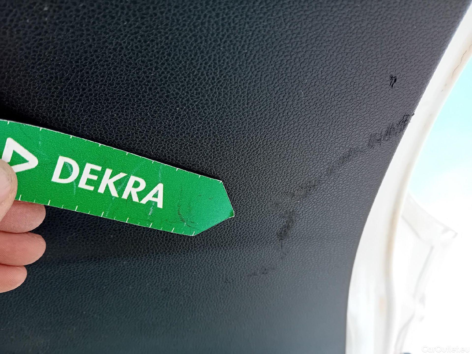  Dacia  Duster DACIA  / 2018 / 5P / todoterreno Essent. Blue dCi 85kW (115CV) 4X2 #33