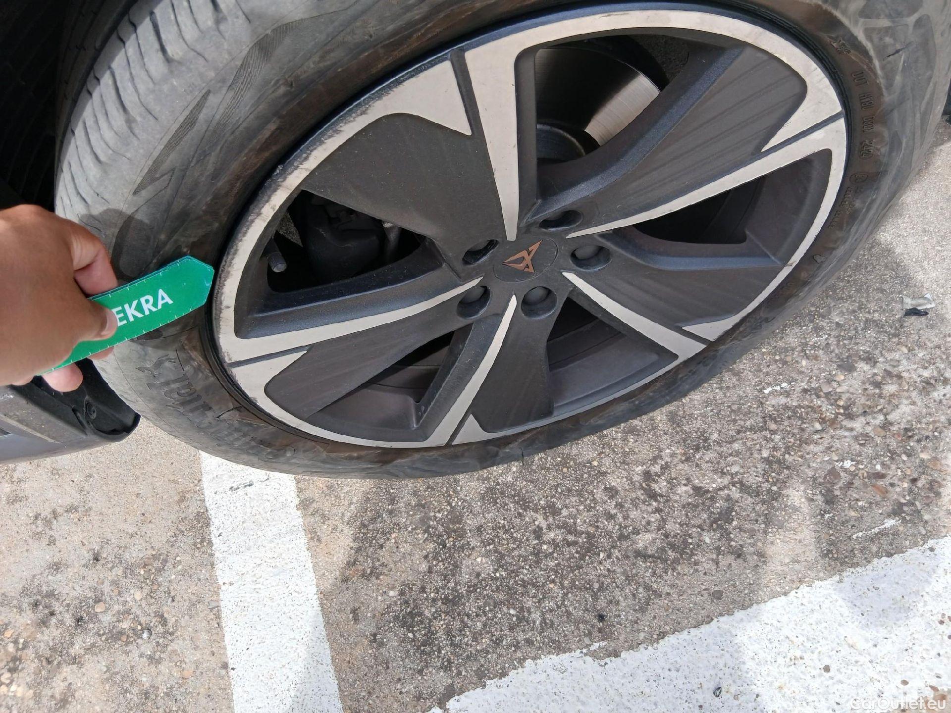  Cupra  Formentor CUPRA  / 2020 / 5P / todoterreno 1.4 e-Hybrid 150kW (204 CV) DSG (AC) #17