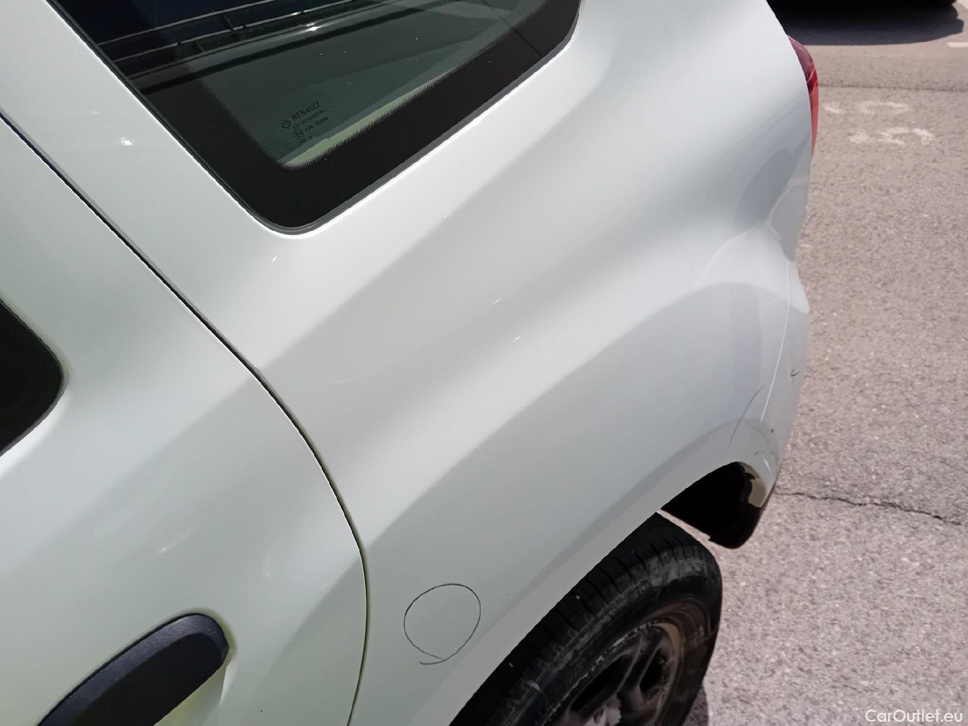  Dacia  Duster DACIA  / 2018 / 5P / todoterreno Essent. Blue dCi 85kW (115CV) 4X2 #19