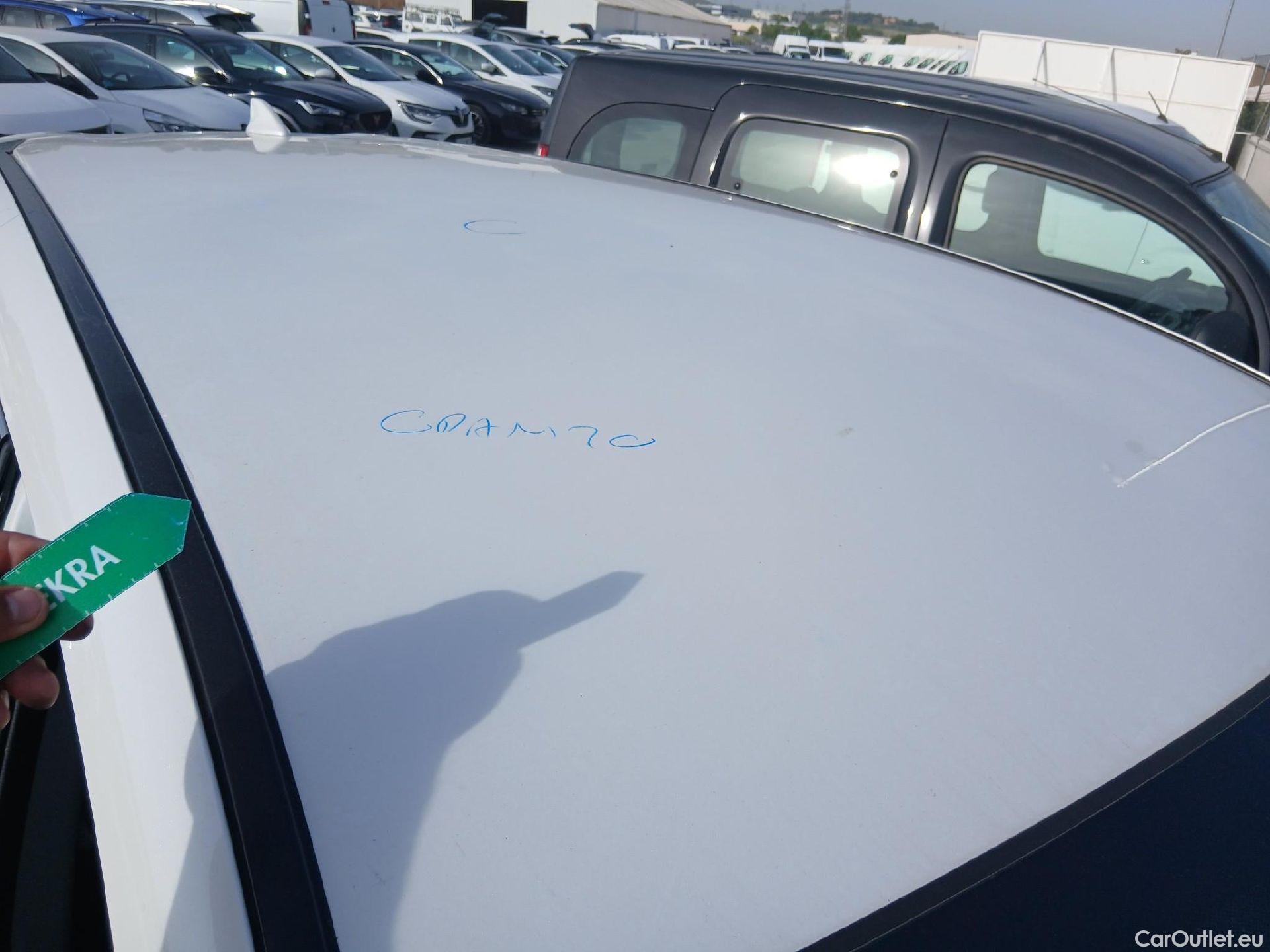  Honda  CR-V HONDA  / 2018 / 5P / todoterreno 2.0 i-MMD 4x2 ELEGANCE NAVI #37