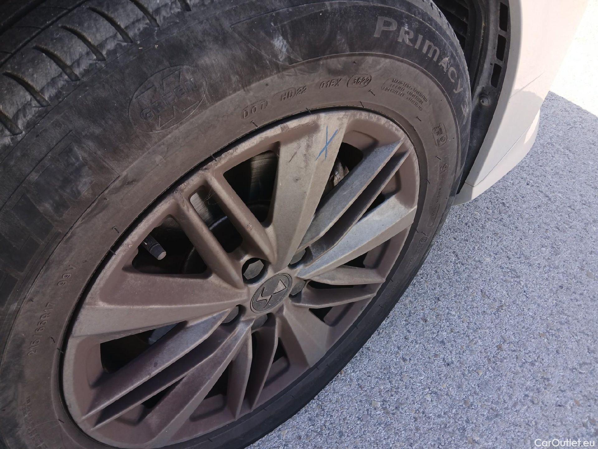  DS  DS4 DS DS 4 / 2021 / 5P / berlina con portón BlueHDi 130 auto BASTILLE + (AC) #11