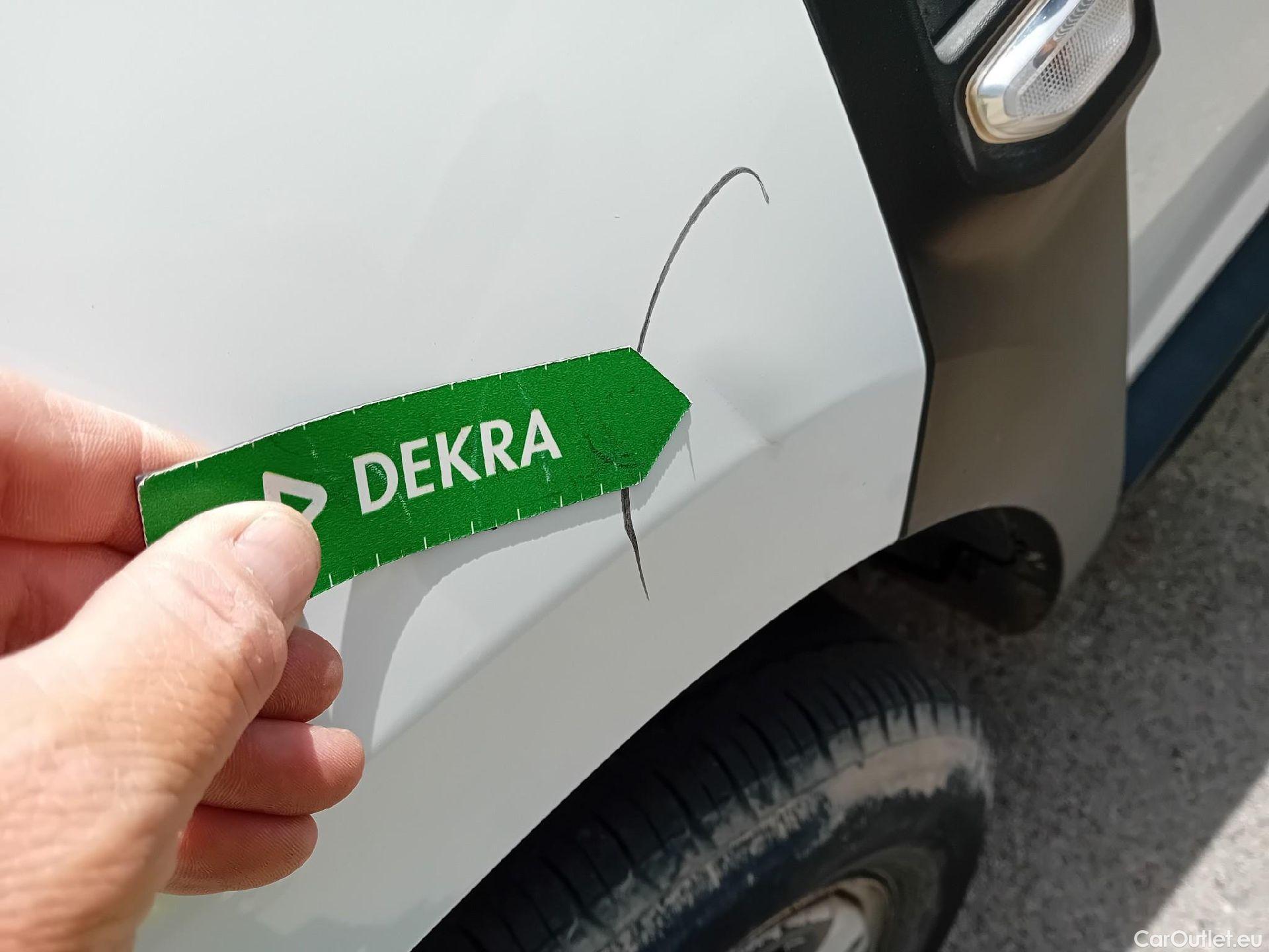  Dacia  Duster DACIA  / 2018 / 5P / todoterreno Essent. Blue dCi 85kW (115CV) 4X2 #8