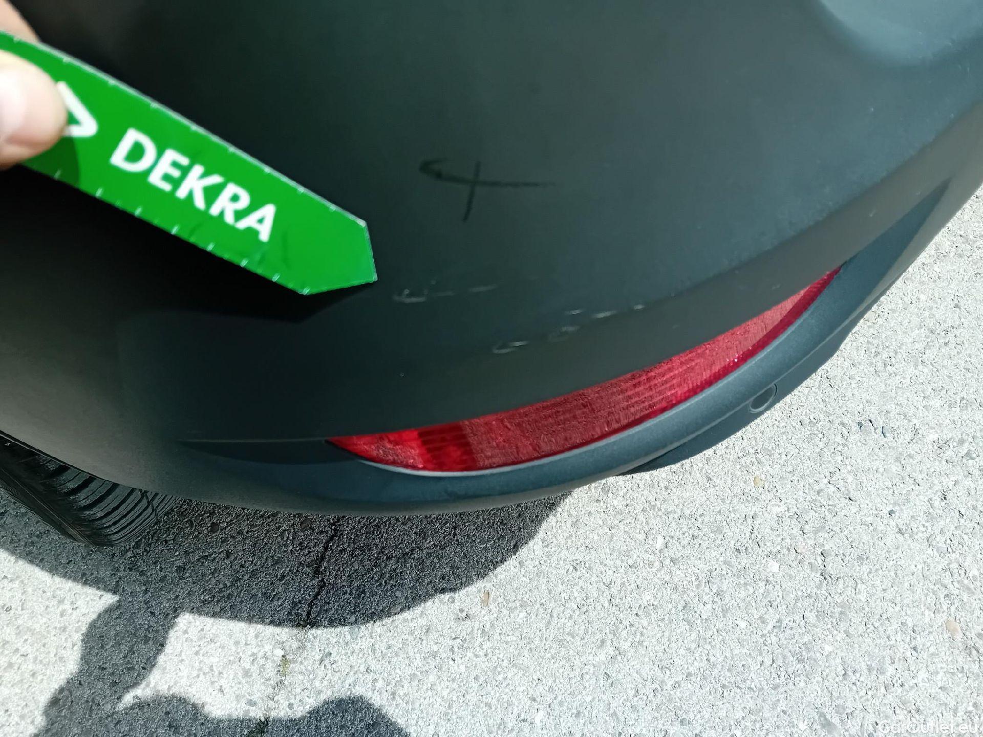  Peugeot  5008 PEUGEOT  / 2020 / 5P / todoterreno 1.2 PureTech 96KW S&S Active Pack EAT8 #13