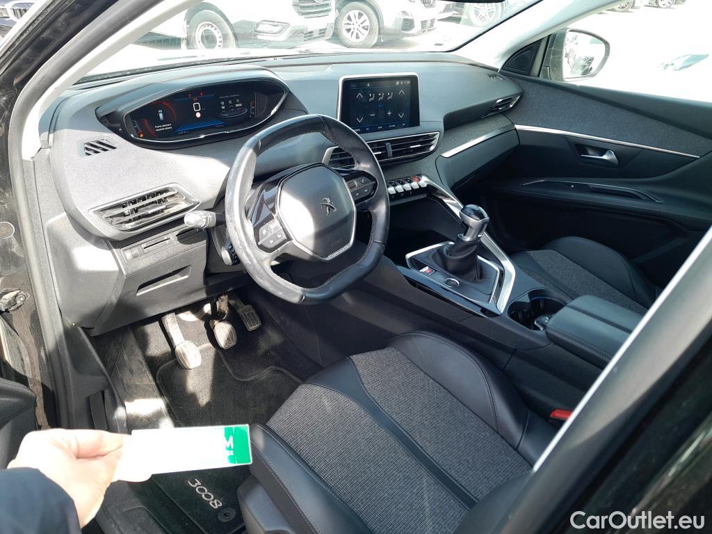  Peugeot  3008 PEUGEOT  / 2016 / 5P / todoterreno 1.5L BlueHDi 96kW (130CV) S&S Allure #26