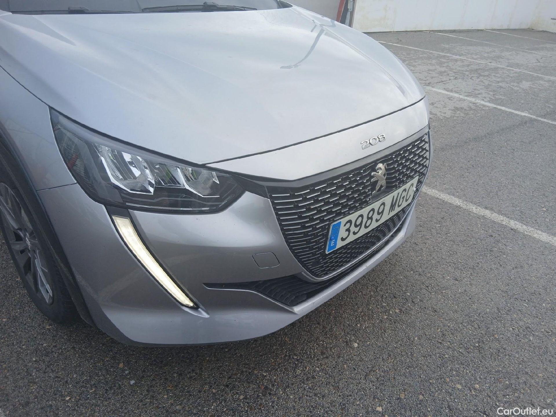  Peugeot  208 PEUGEOT e- / 2019 / 5P / berlina con portón Eléctrico Active Pack (AC2) #5