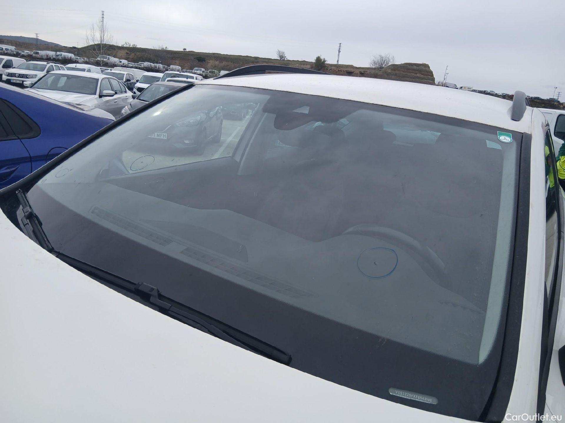  Seat  ATECA SEAT  / 2016 / 5P / todoterreno 2.0 TDI 110kW (150CV) DSG Style XL(SP) #21