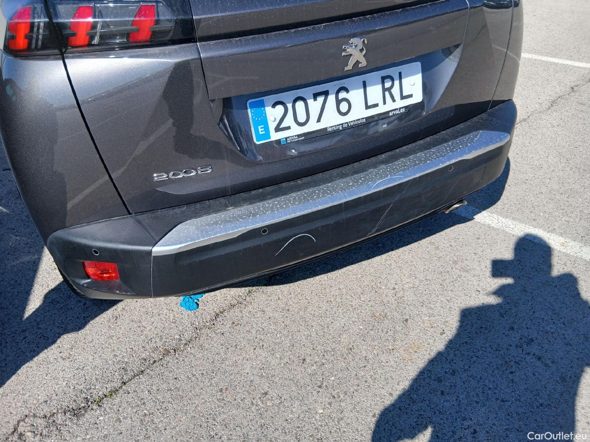  Peugeot  2008 PEUGEOT  / 2019 / 5P / todoterreno Active BlueHDI 81kW (110CV) #14