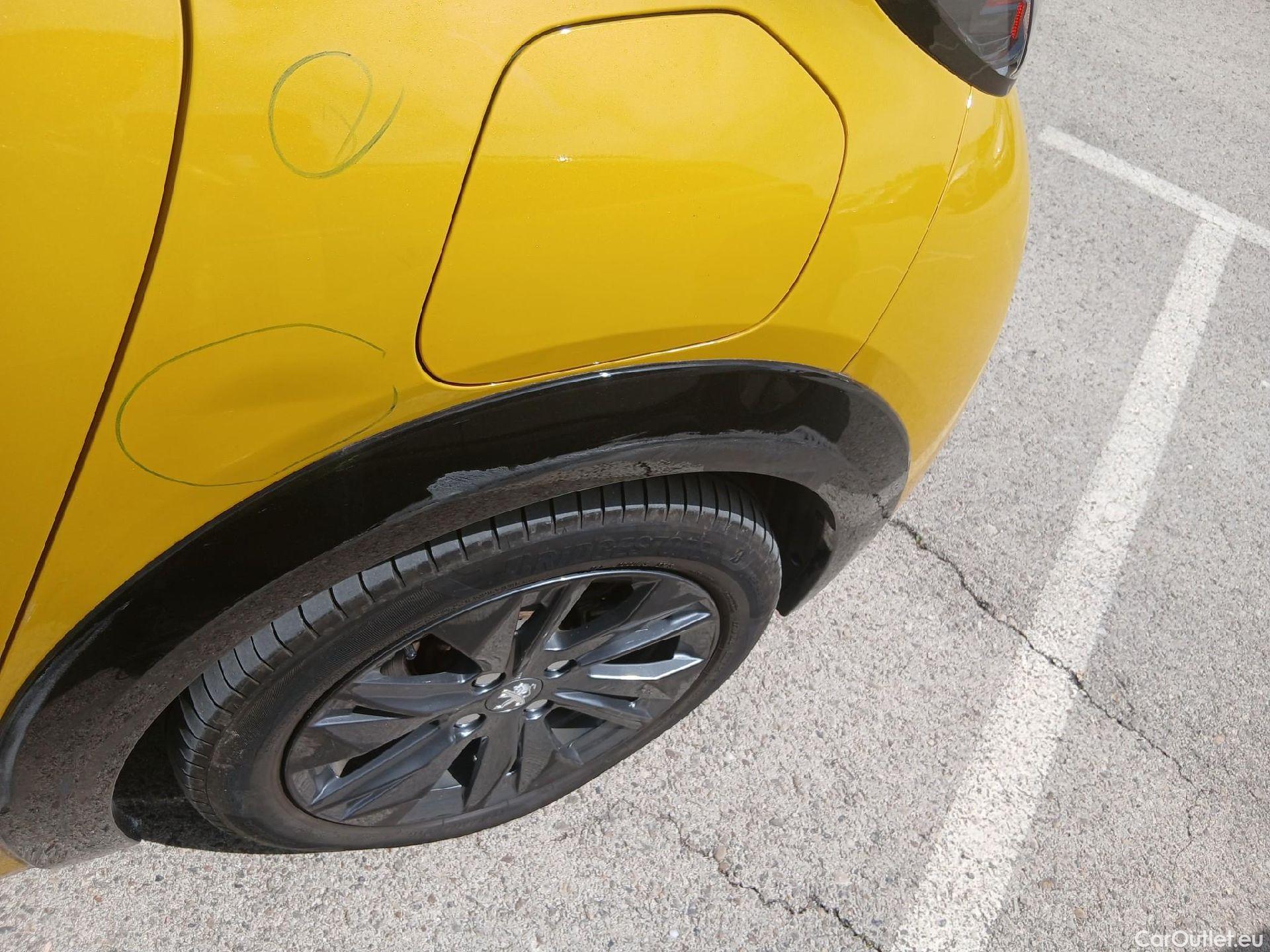 Peugeot  208 PEUGEOT e- / 2019 / 5P / berlina con portón Eléctrico Active Pack #20