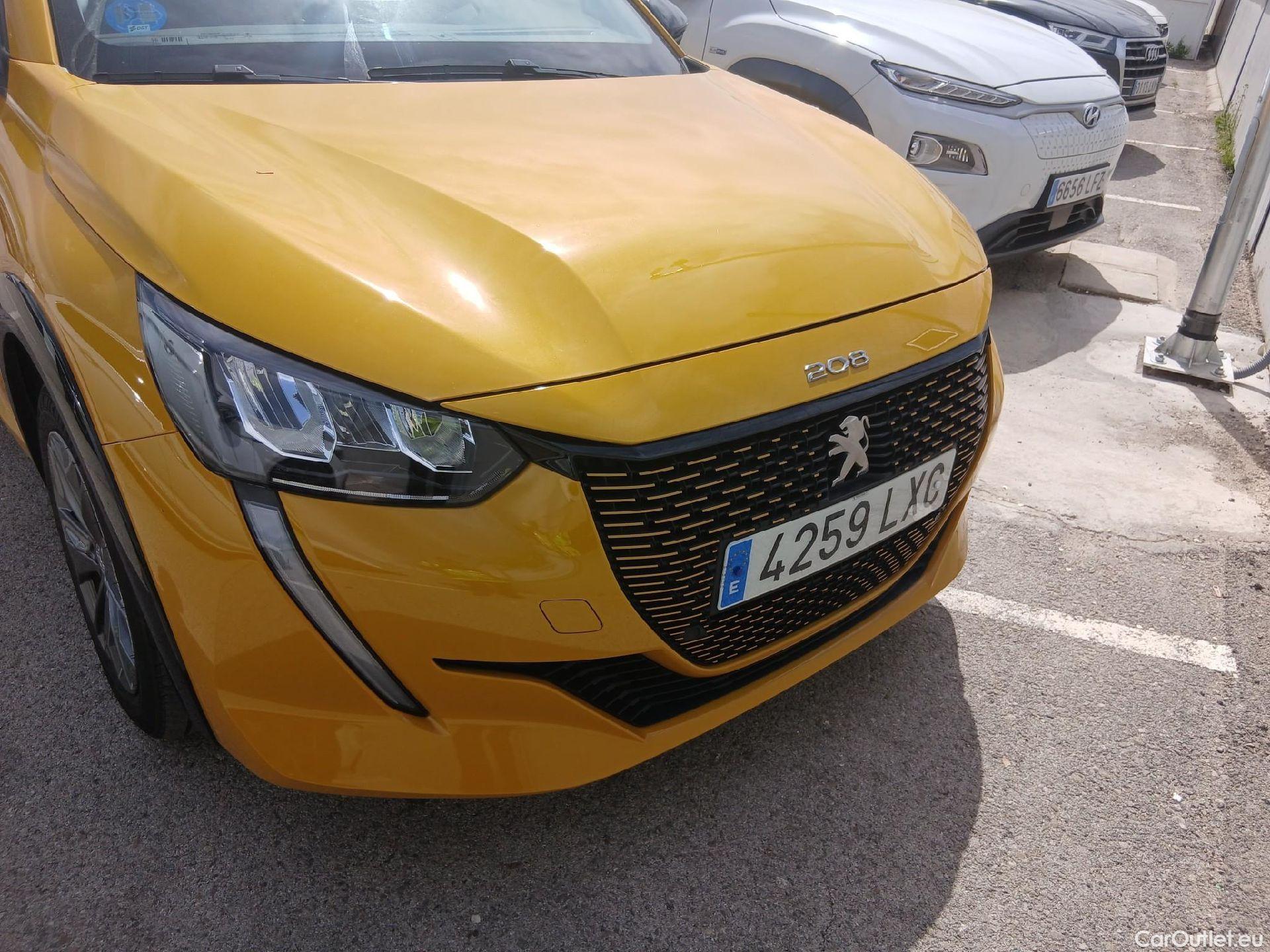  Peugeot  208 PEUGEOT e- / 2019 / 5P / berlina con portón Eléctrico Active Pack #3