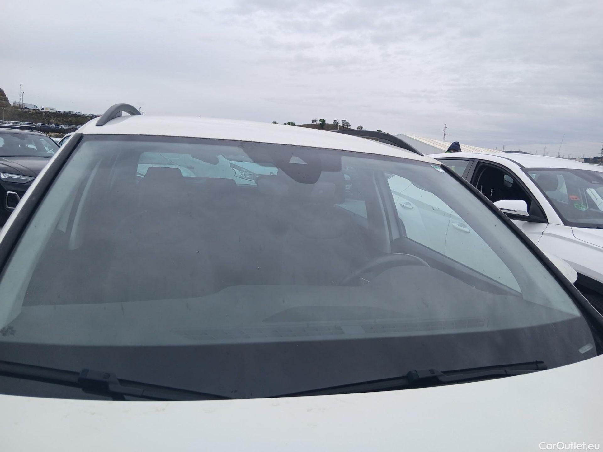  Seat  ATECA SEAT  / 2016 / 5P / todoterreno 2.0 TDI 110kW (150CV) DSG Style XL(SP) #19