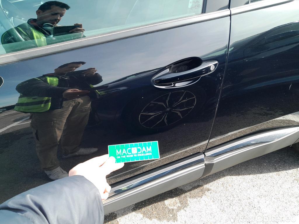  Peugeot  3008 PEUGEOT  / 2016 / 5P / todoterreno 1.5L BlueHDi 96kW (130CV) S&S Allure #8