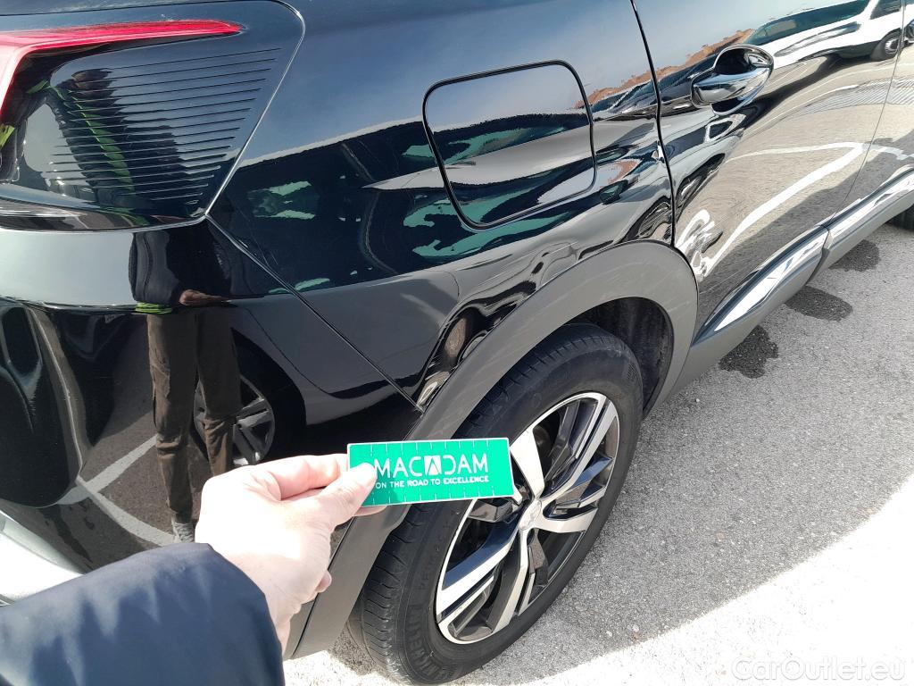  Peugeot  3008 PEUGEOT  / 2016 / 5P / todoterreno 1.5L BlueHDi 96kW (130CV) S&S Allure #5
