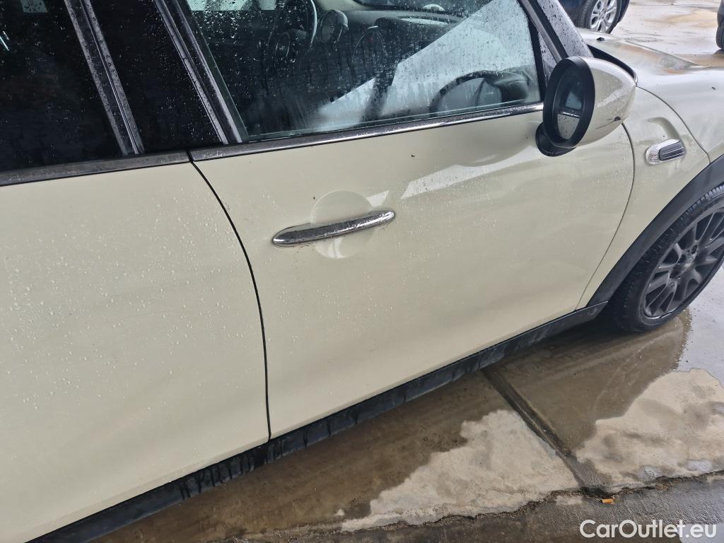  Mini  Cooper MINI MINI / 2014 / 5P / berlina con portón ONE 5 PUERTAS (CX) #24