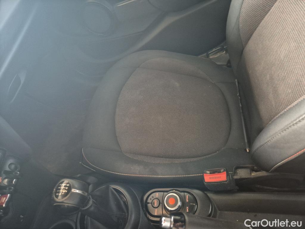  Mini  Cooper MINI MINI / 2014 / 5P / berlina con portón ONE 5 PUERTAS (CX) #20