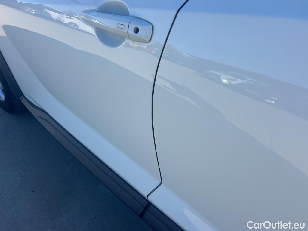  Nissan  Juke NISSAN  / 2019 / 5P / crossover DIG-T 84 kW (114 CV) DCT 7 V N-Connecta #3