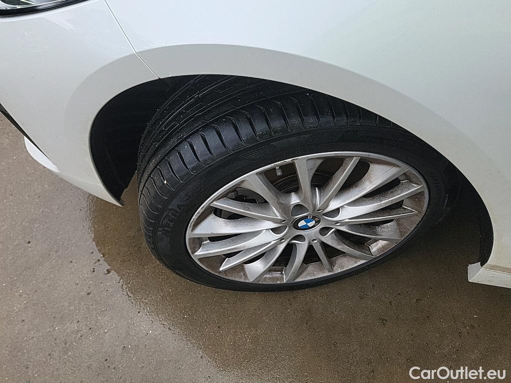  Bmw  Serie 1 BMW  / 2019 / 5P / berlina con portón 118i #10
