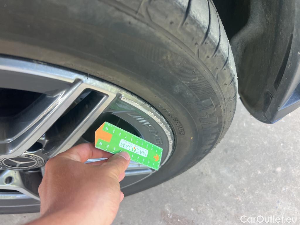  Mercedes  G-Klasee MERCEDES-BENZ Clase GLC / 2019 / 5P / todoterreno GLC 300 de 4MATIC (AC) #14